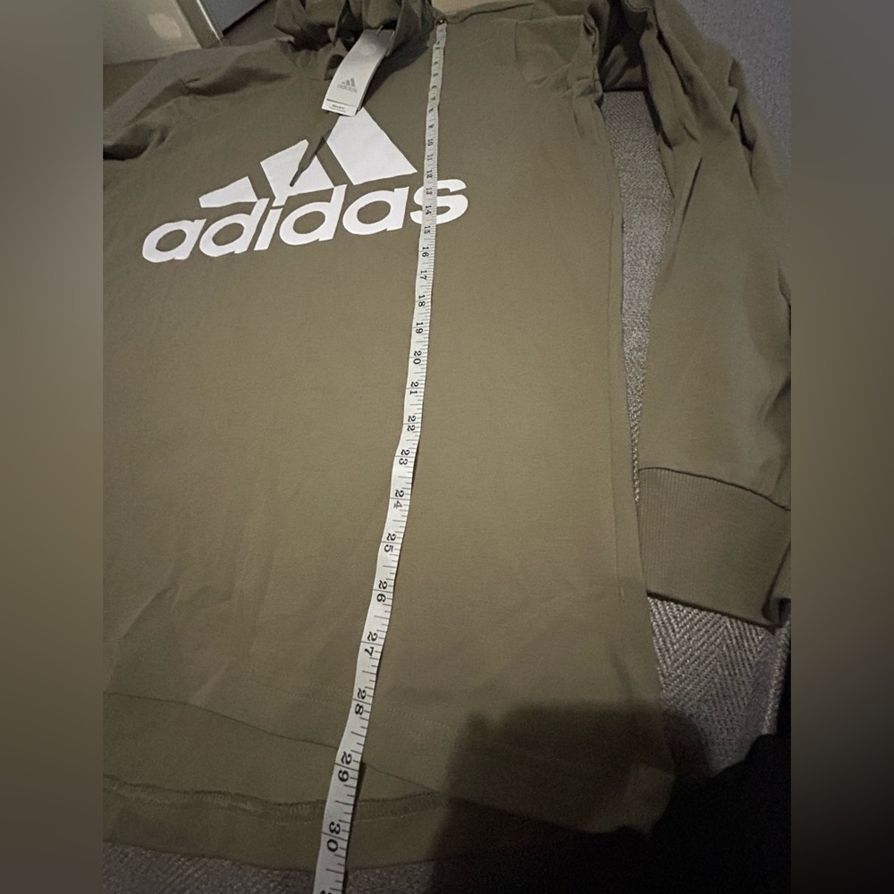 Adidas - Picture 3 of 6